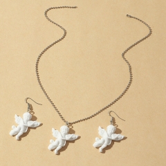 Sweet Cool Resin Three-dimensional Cherub Earrings Necklace Set Supplier