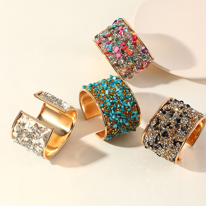 Fashion Exaggerated Metal With Colored Diamonds Gravel Bracelet Supplier