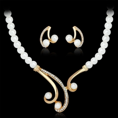 Deep Vs Shaped Pearl Necklace Earring Set Distributor