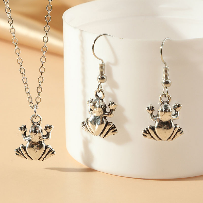 Vintage Silver Frog Earrings Necklace Creative Fun Three-dimensional Animals Supplier