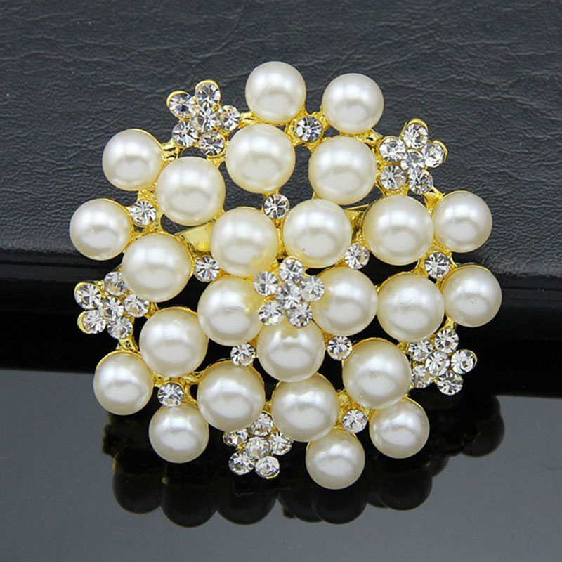 Classic Pearl Brooch Corsage Ladies Clothing Accessories Manufacturer