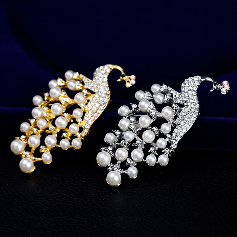 Delicate 18k Peacock Brooch White Pearl Corsage Manufacturer