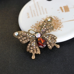 Wholesale Fashionable Cute Butterfly Alloy Brooch