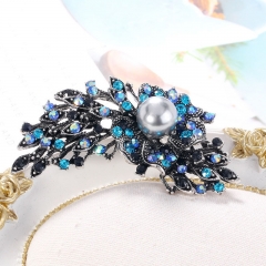 Wholesale Pearl Color Rhinestone Corsage Vintage Alloy With Diamonds Flower Pins