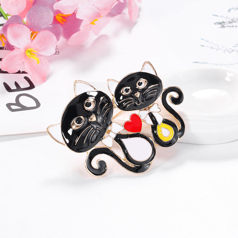 Wholesale Cartoon Love Cat Corsage