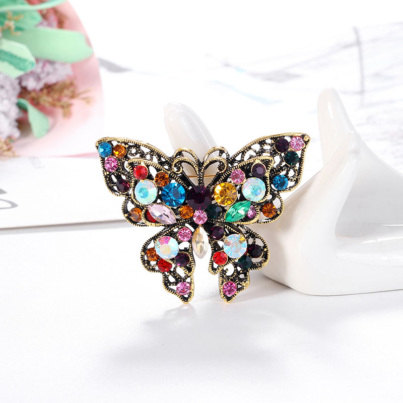 Wholesale Butterfly Colorful Rhinestone Brooch Vintage Fashion Corsage