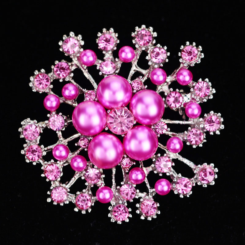 Large Snowflake Pearl Crystal Brooch Exquisite Flowers Corsage Fashion Manufacturer