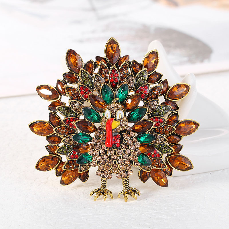 Wholesale Creative Vintage Peacock Brooch Fashion Full Of Diamonds Animal Pins