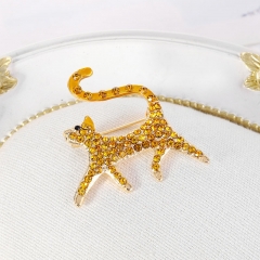 Wholesale Vintage Animal Brooch Cat Full Of Diamonds Anti-gloss Pins