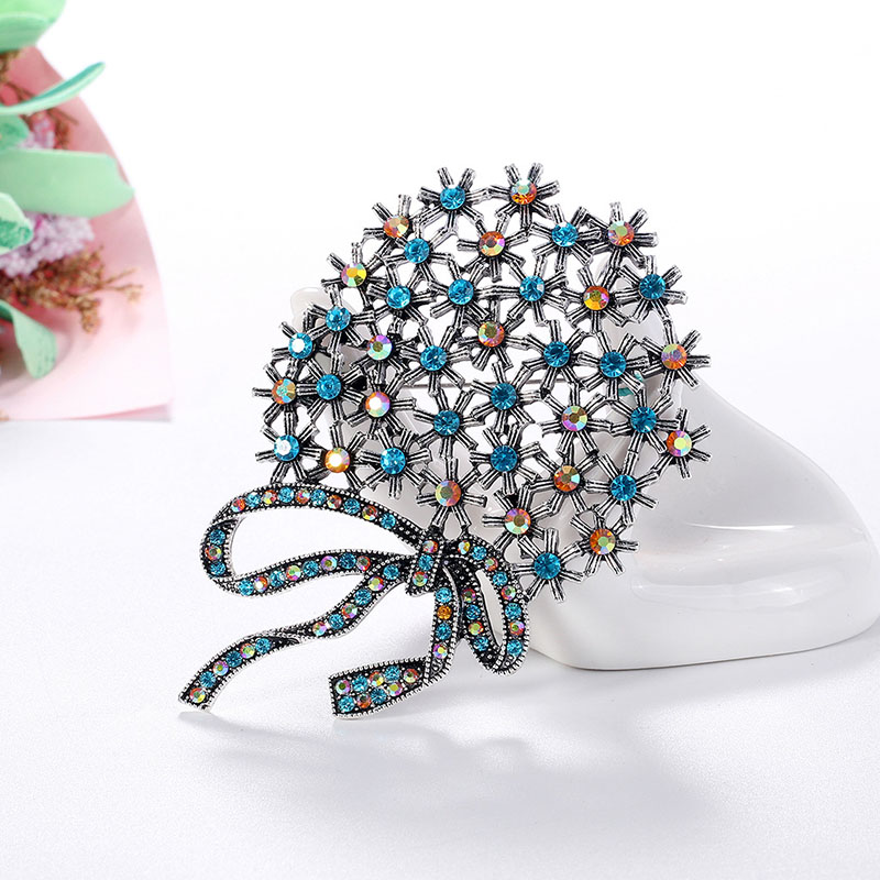 Wholesale European Vintage Colorful Rhinestone Bow Corsage