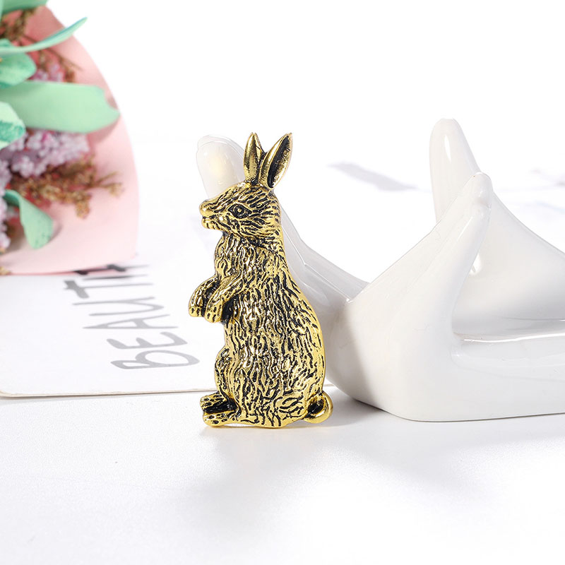 Wholesale Vintage Rabbit Old Fashioned Brooch Alloy Electroplated Antique Gold Animal