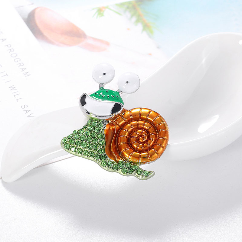 Wholesale Alloy Rhinestones Smile Exaggerated Cartoon Snail Brooch