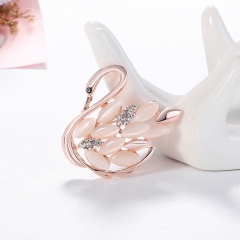 Wholesale Vintage Swan Cat's Eye Alloy Diamond Brooch