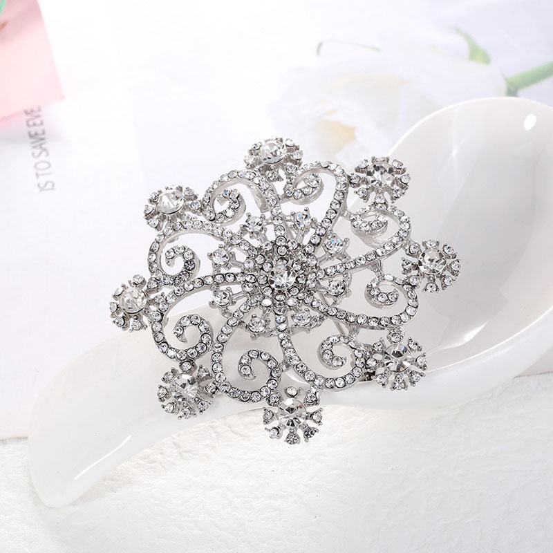 Wholesale Retro Atmosphere Creative Flower Brooch