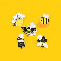 Wholesale Creative Alloy Cute Bee Letter Brooch