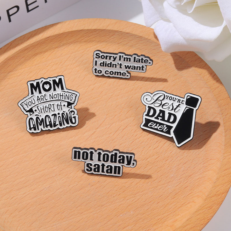 Wholesale Jewelry Metal Badge Pin Black And White