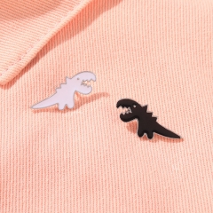 Wholesale Jewelry Black And White Small Dinosaur Couple Metal Brooch