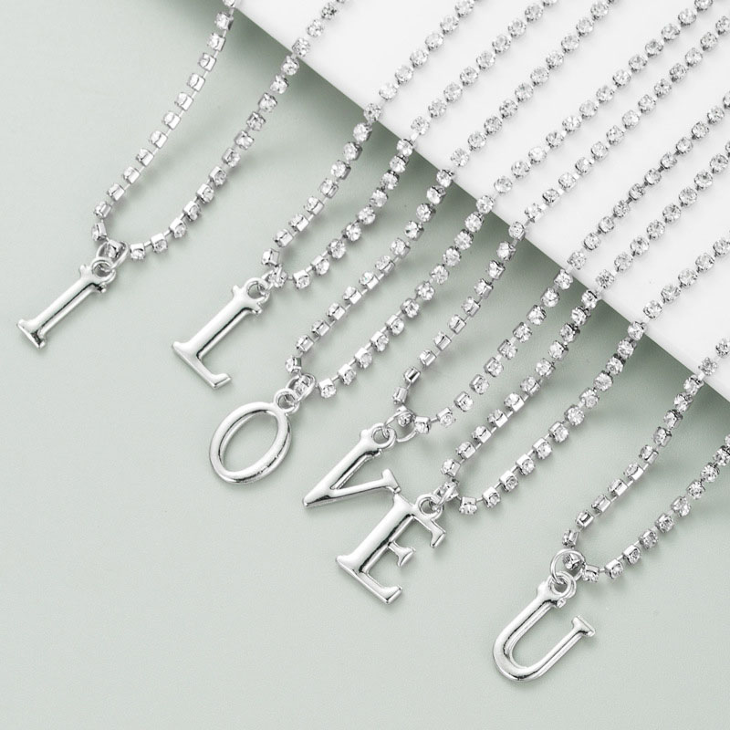 Alloy Claw Chain Silver 26 English Letters Clavicle Chain Letter Necklace Manufacturer