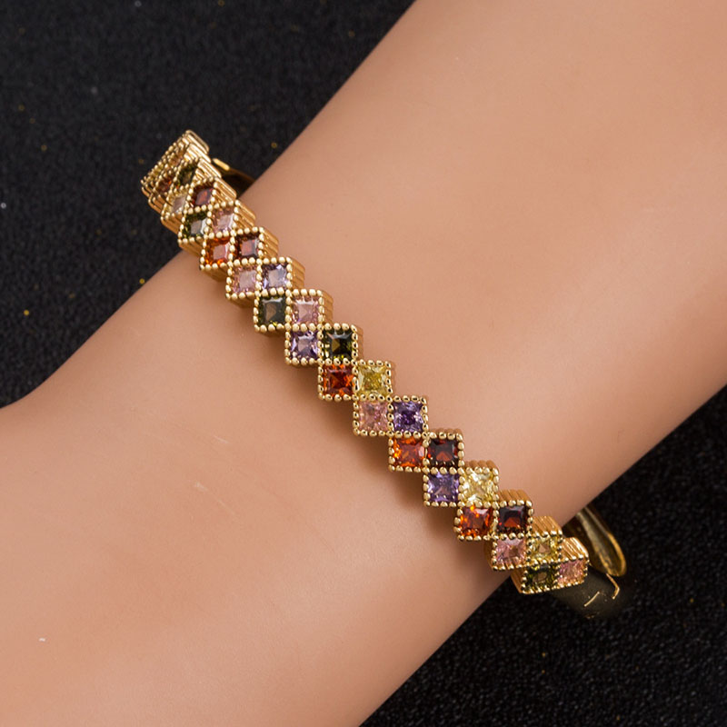 Exquisite Copper Plated Real Gold Color Preserving Electroplated Micro-set Color Zircon Bracelet Distributor