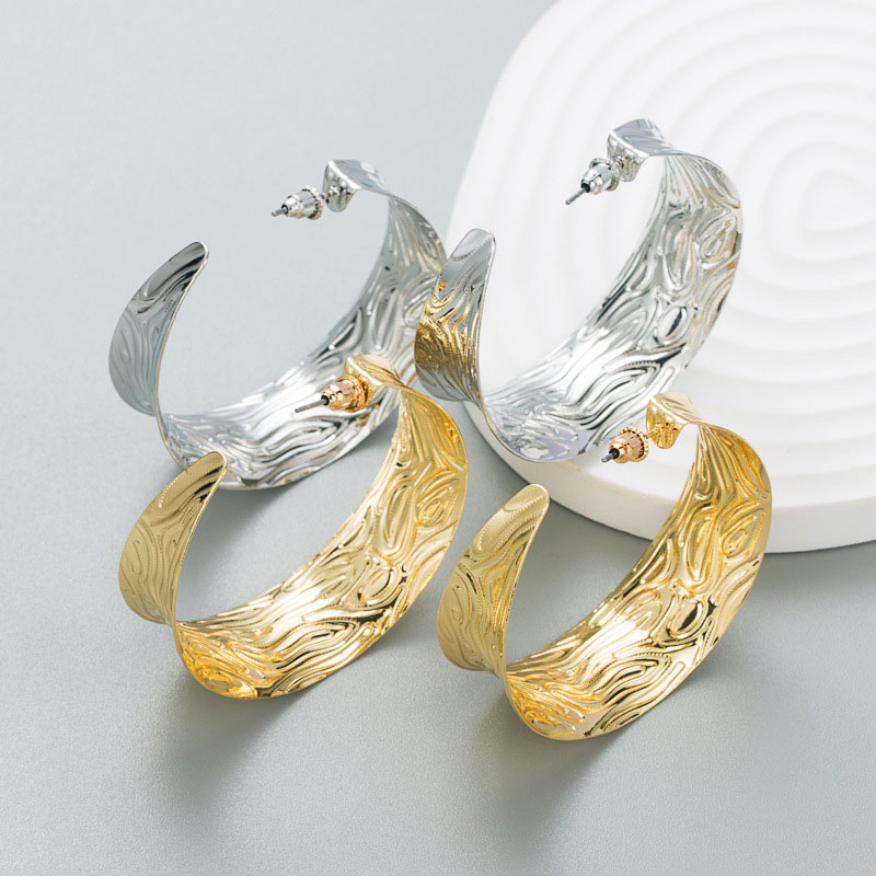 Retro Simple Geometric C-shaped Earrings Golden Earrings Distributor