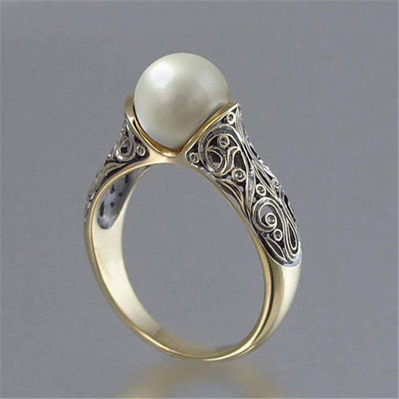 Wholesale Jewelry Vintage Style Pearl Ring With Delicate Synthetic Pearls Plated With 14k Gold