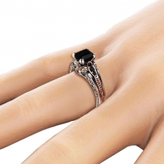 Wholesale Jewelry Fashion Eight Claw Black Square Delicate Hollow Zircon Ring