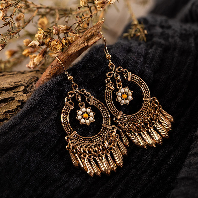 Creative Rice Bead Flower Alloy Leaf Tassel Earrings Manufacturer