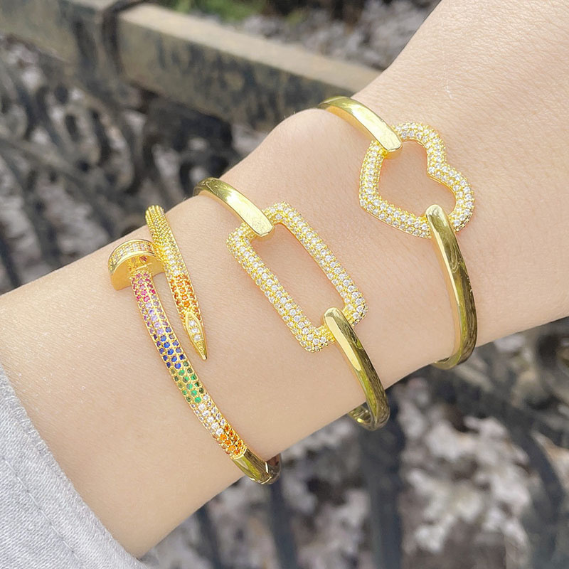 Diamond-set Geometric Rectangular Love Heart Opening Spike Bracelet Supplier