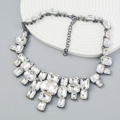 Glass Diamond Alloy Clavicle Chain Colored Diamond Fashion Necklace Manufacturer