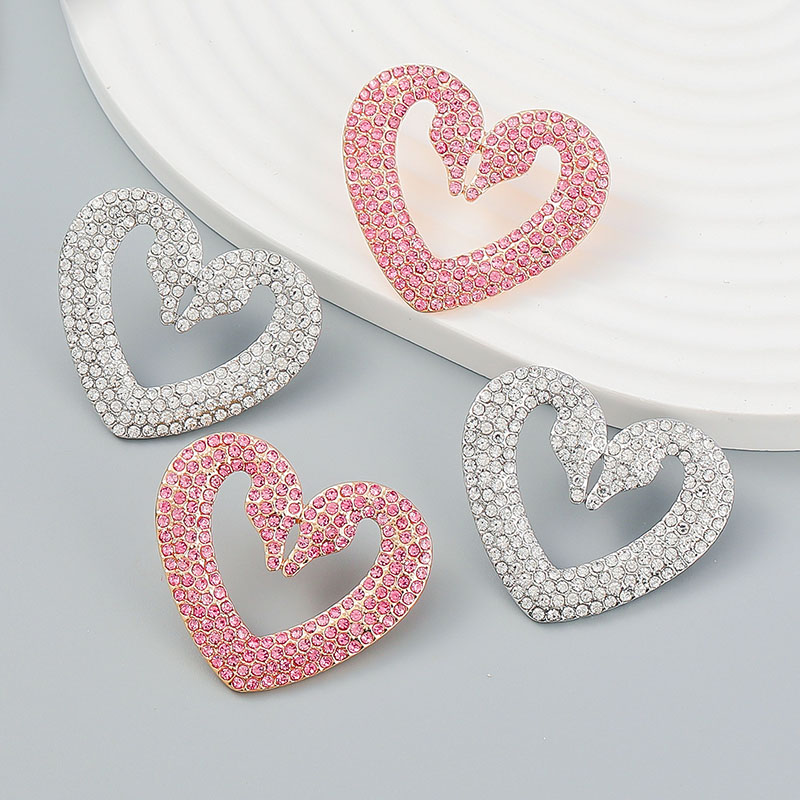Love Heart Earrings Vintage Simple Earrings Supplier