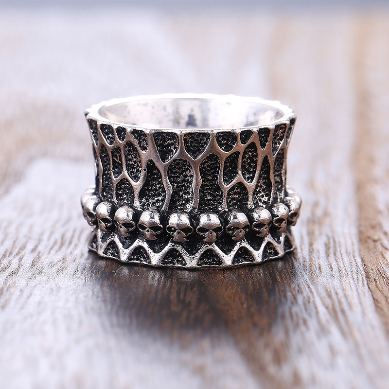 Punk Alloy Skull Ring Distributor