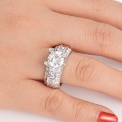 Luxury Ring With Zirconia Large Diamonds In White Gold Plated Distributor
