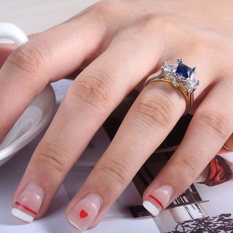 Fashion Plating Two-color Blue Diamond Zircon Ring Supplier