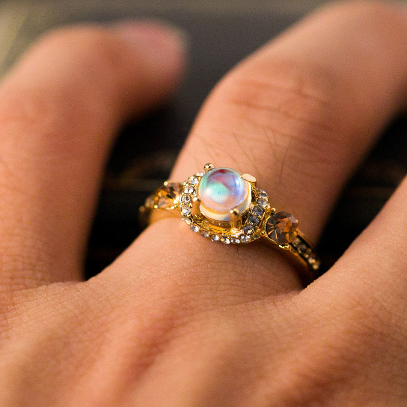 Vintage Moonstone Ring Alloy Plated With Crystals Distributor