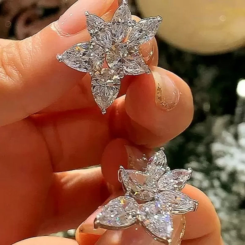Sweet Crystal Zirconia Flower Earrings For Women Exquisite Celebrity Style Earrings Supplier