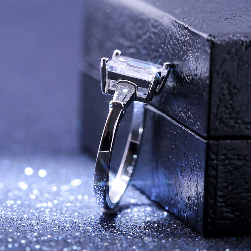 Engagement Wedding Ring Square Diamond Zirconia Supplier