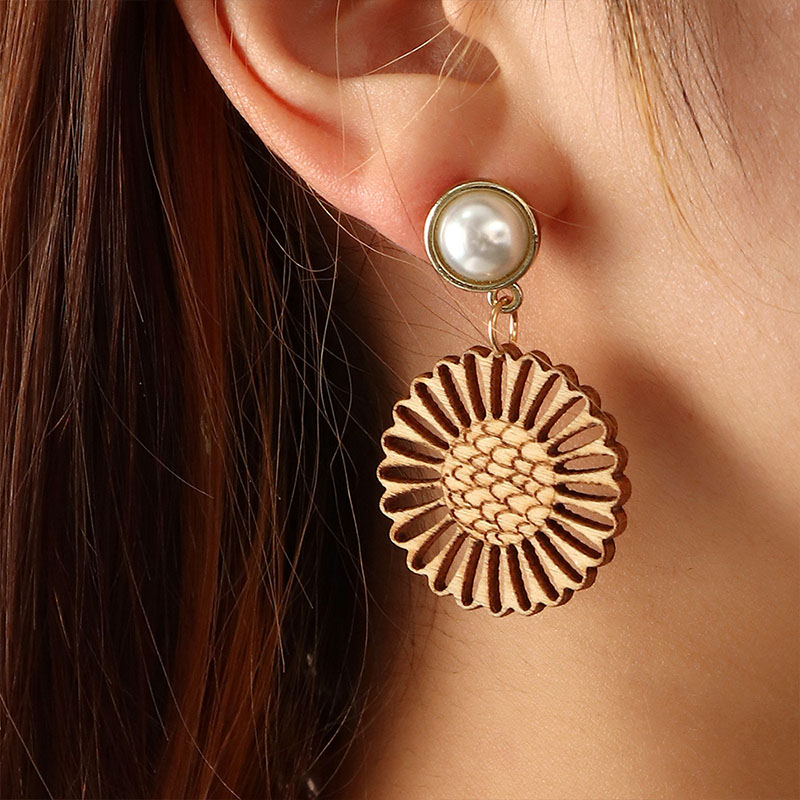 Wholesale Creative Exaggerated Sunflower Flower Hollow Wooden Vintage Earrings