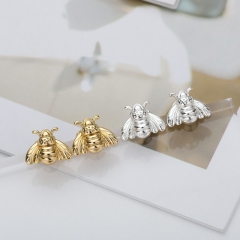 Fashionable And Popular Small Bee Earrings Manufacturer