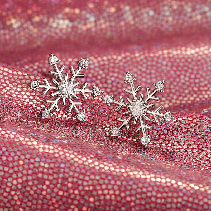 Wholesale Jewelry Snowflake Zircon Earrings Sweet Christmas Gift