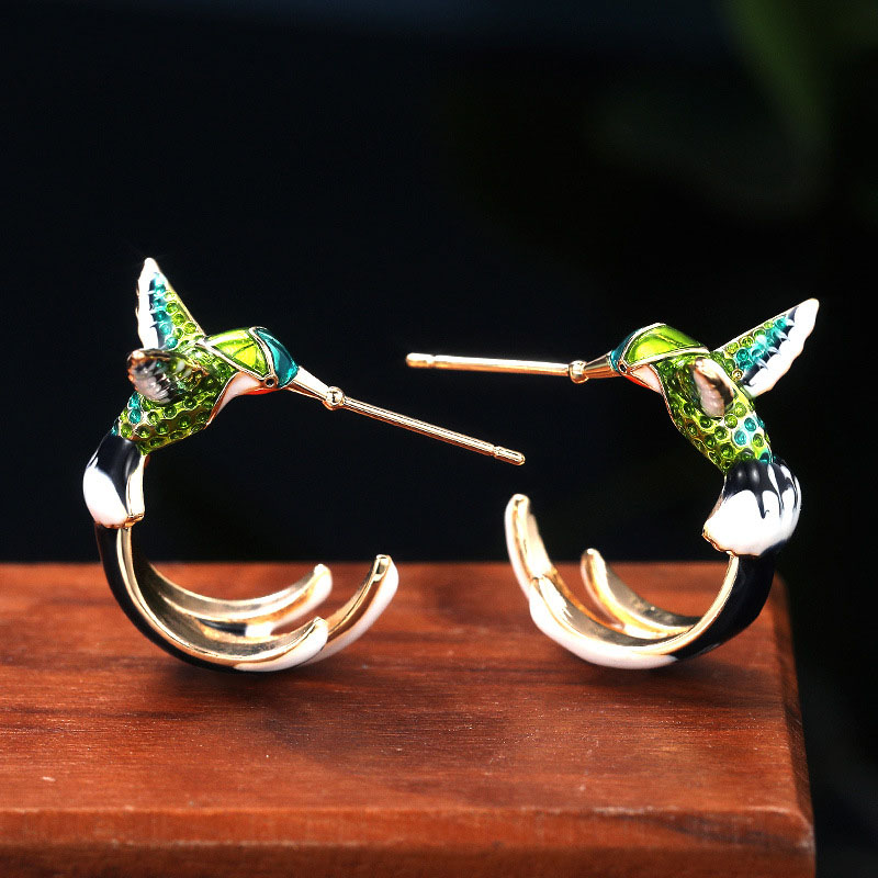 Wholesale Jewelry Creative Cute Hummingbird Shape Oil Drip Earrings Popular Ladies Earrings