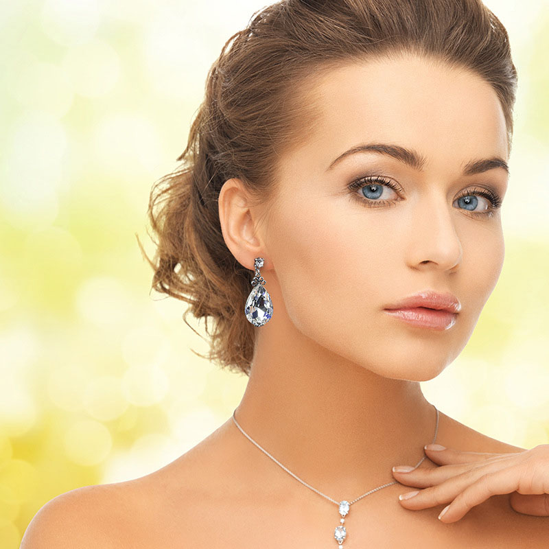 Wholesale Jewelry Exquisite White Teardrop-shaped Zircon Copper Ladies Earrings