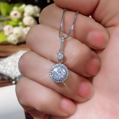 Surrounding Diamond Zircon Pendant Valentine's Day Necklace Clavicle Chain Supplier