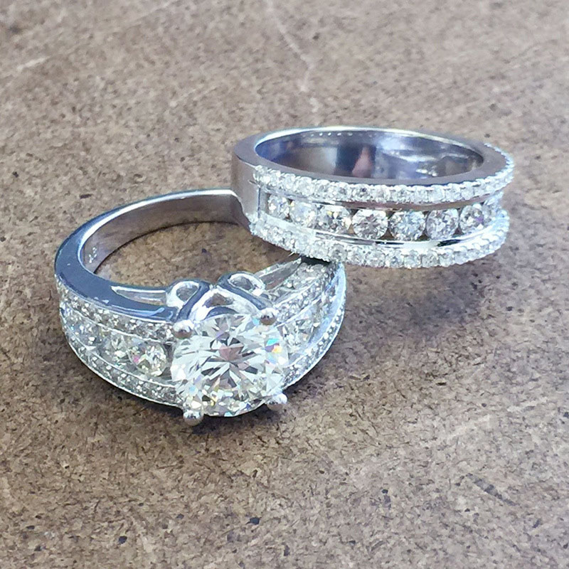 Wholesale Jewelry Full Diamond Couple's Ring Set Exquisite Zirconia