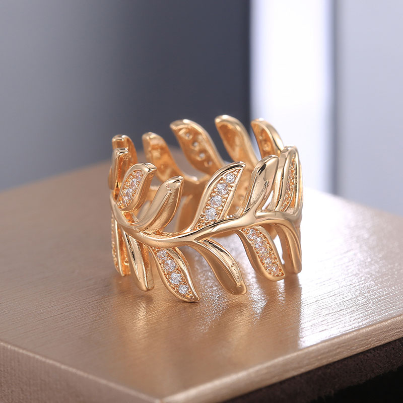 Creative Vine Leaf Zirconia Ring Distributor