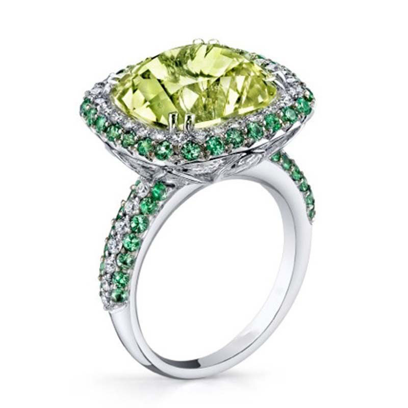 Fashionable And Elegant Imitation Green Crystal Alloy Rhinestone Ring Distributor