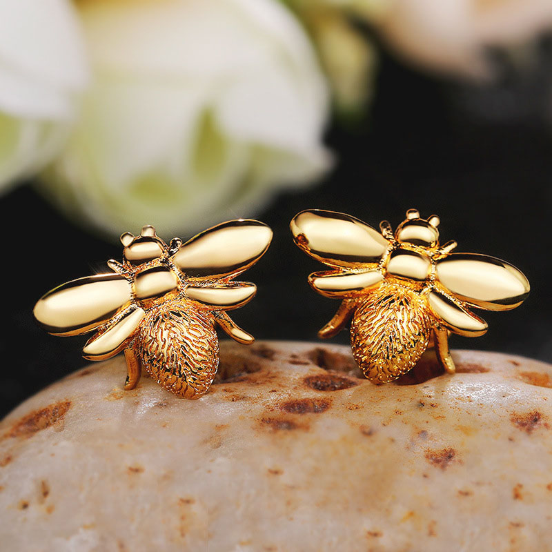 Simple And Exquisite Tiny Bee Earrings Manufacturer