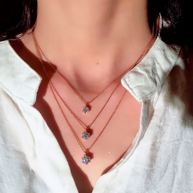 Simple Necklace With Fashionable Round Crystal Pendant Supplier