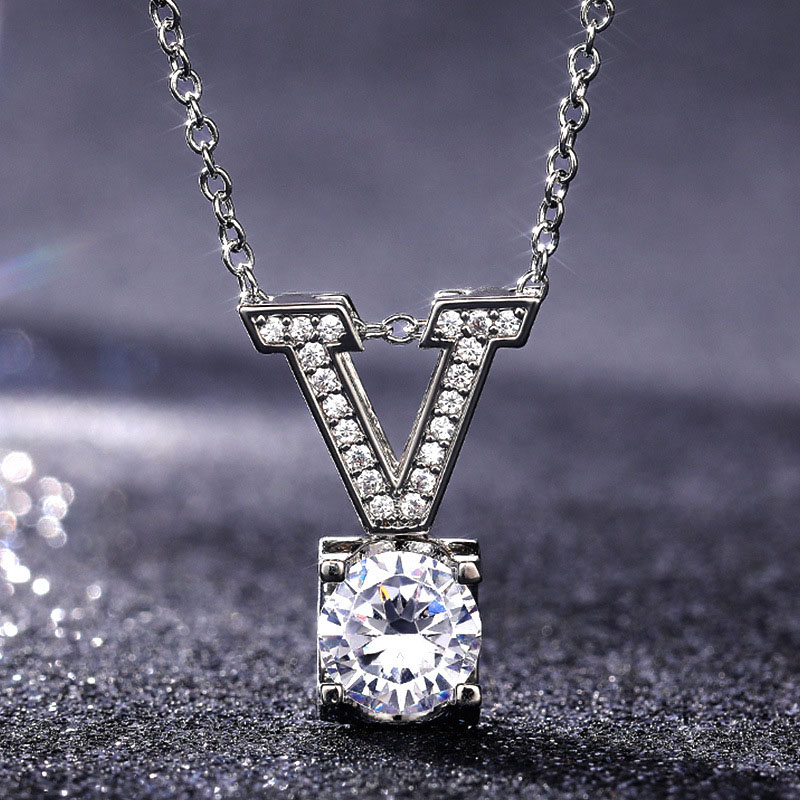 Brass With Zirconia V-shaped Necklace Manufacturer