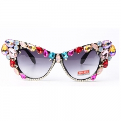 Wholesale Colorful Rhinestone Cat-eye Sunglasses With Diamonds