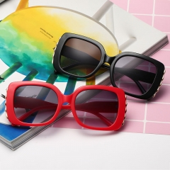 Wholesale Fashion Box Sunglasses Trendy Gradient Colour
